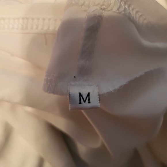 🩷 3/$15 Women's White Open Front Cardigan, Medium, Lightweight, Never Worn - Picture 3 of 5